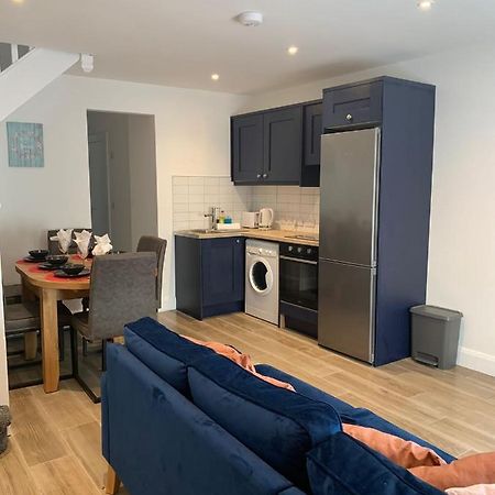 14 Eyre Square Lane Apartment Голуей Екстериор снимка