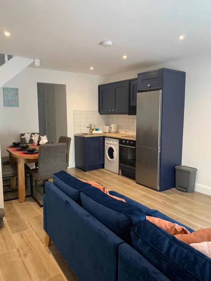 14 Eyre Square Lane Apartment Голуей Екстериор снимка