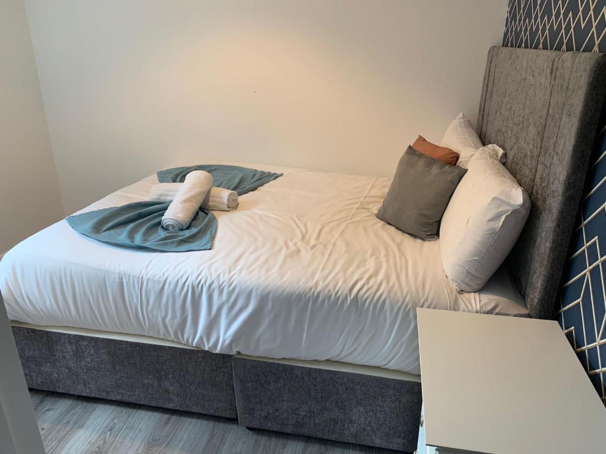 14 Eyre Square Lane Apartment Голуей Екстериор снимка